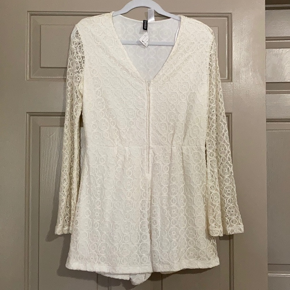 DIVIDED H&M White Lace Romper